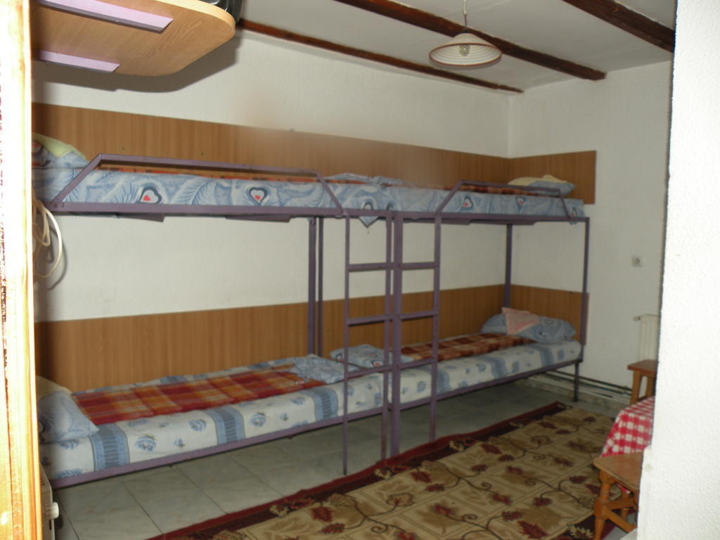 Camping Paradisul Soferilor Onesti Δωμάτιο φωτογραφία